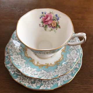 ロイヤルアルバート(ROYAL ALBERT)のロイヤルアルバート　エンチャント　トリオ(グラス/カップ)