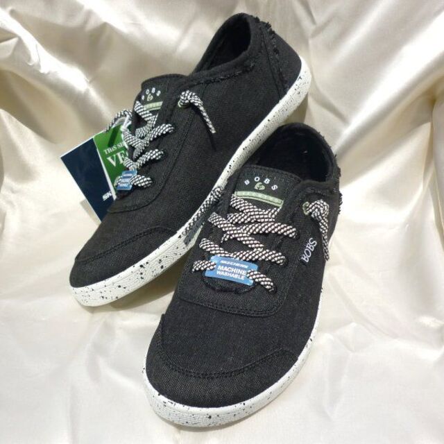 SKECHERS(スケッチャーズ)の新品23.5cm★スケッチャーズ BOBS黒コンフォートスニーカースリッポン レディースの靴/シューズ(スニーカー)の商品写真