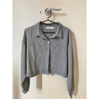 ダブルクローゼット(w closet)のW closet クロップド丈カーディガン(シャツ/ブラウス(長袖/七分))