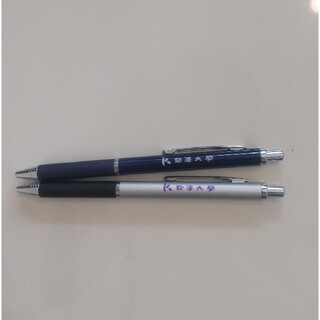 ゼブラ(ZEBRA)のボールペン 2本 駒澤大学 黒インク 細字(ペン/マーカー)