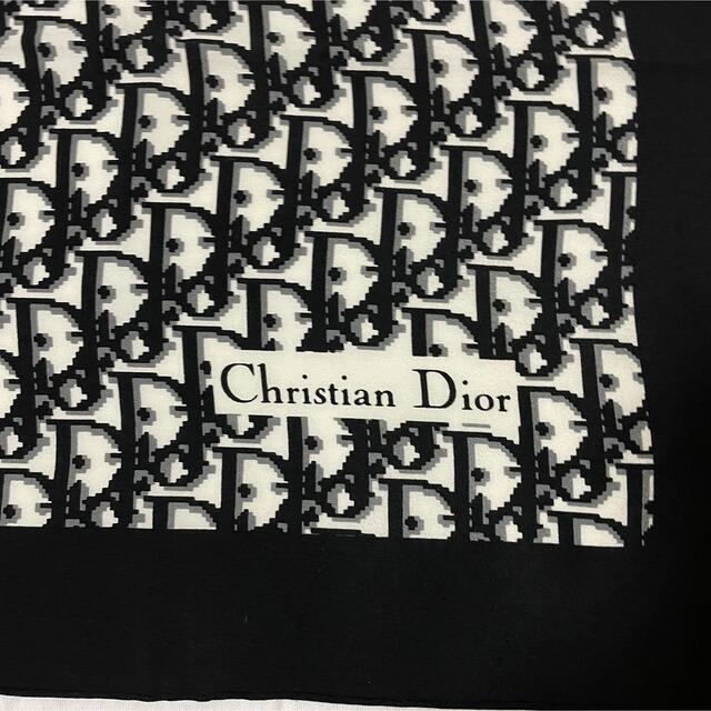 Christian Dior(クリスチャンディオール)の【Dior】☆美品☆ トロッター 柄 スカーフ レディースのファッション小物(バンダナ/スカーフ)の商品写真