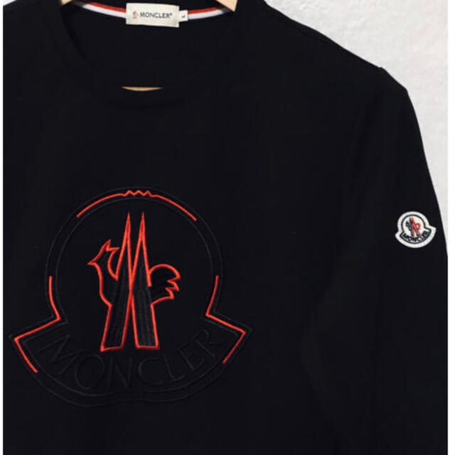 MONCLER(モンクレール)の【売り切り破格】MONCLERトレーナー メンズのトップス(Tシャツ/カットソー(七分/長袖))の商品写真