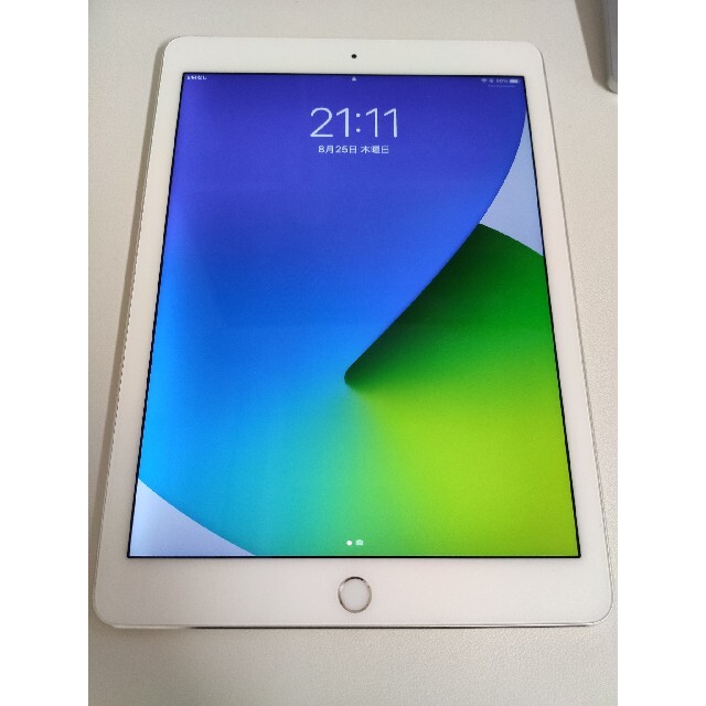 iPad air2 wi-fi+Cellularモデル64GBタブレット