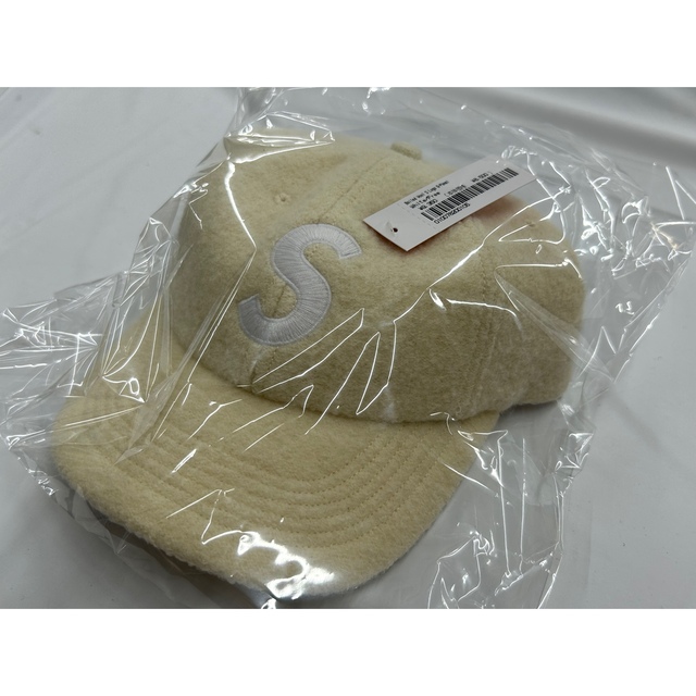 Supreme(シュプリーム)の2022 Supreme Boiled Wool Sロゴ　キャップ　ホワイト　白 レディースの帽子(キャップ)の商品写真