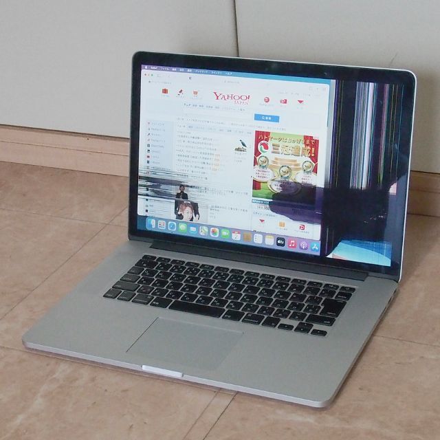 アップル Macbook Pro Late 2013 15インチ 動作◎画面割れノートPC