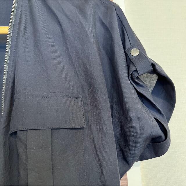 ARMANI EXCHANGE(アルマーニエクスチェンジ)の未使用　アルマーニエクスチェンジ　A/X 半袖　ガーデ　 レディースのトップス(シャツ/ブラウス(半袖/袖なし))の商品写真