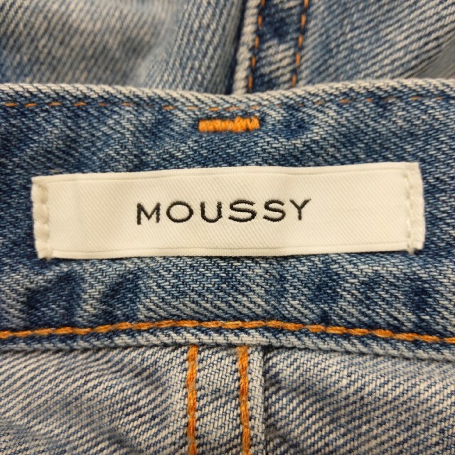 moussy(マウジー)のmillionC様専用　MOUSSY　マウジー　パッチワーククラッシュデニム レディースのパンツ(デニム/ジーンズ)の商品写真