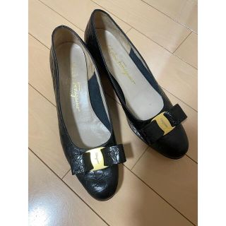 サルヴァトーレフェラガモ(Salvatore Ferragamo)のFerragamo 24.0 パンプス(ハイヒール/パンプス)