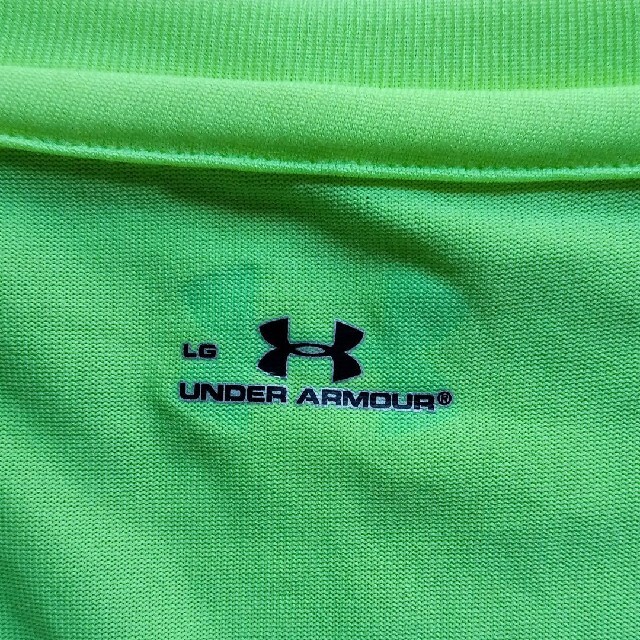 UNDER ARMOUR(アンダーアーマー)のアンダーアーマー heatgear  VネックTシャツ メンズのトップス(Tシャツ/カットソー(半袖/袖なし))の商品写真