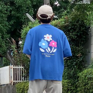 フラワーTシャツ(Tシャツ/カットソー(半袖/袖なし))