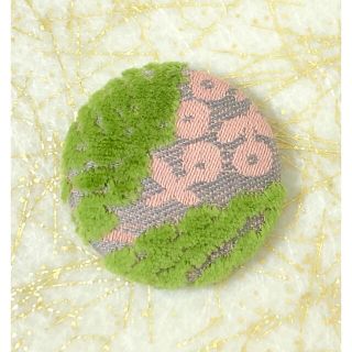 ミナペルホネン(mina perhonen)の42 ハンドメイド バッジ ブローチ woolly ball ミナペルホネン L(コサージュ/ブローチ)