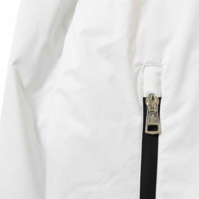 MONCLER(モンクレール)のMONCLER LOUPIAC ダウンジャケット メンズのジャケット/アウター(ダウンジャケット)の商品写真