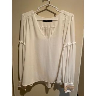 ザラ(ZARA)のZARA シフォン　ビジュー　シャツ(シャツ/ブラウス(長袖/七分))