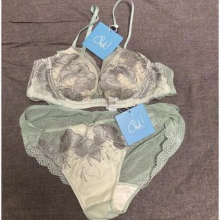 シュットインティメイツ(Chut! INTIMATES)のChut! intimates【下着新品未使用タグ付き】(ブラ&ショーツセット)