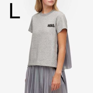 サカイ(sacai)のNIKE&SACAI ナイキ　サカイ　コラボ　Tシャツ　プリーツ　L　 グレー(Tシャツ(半袖/袖なし))