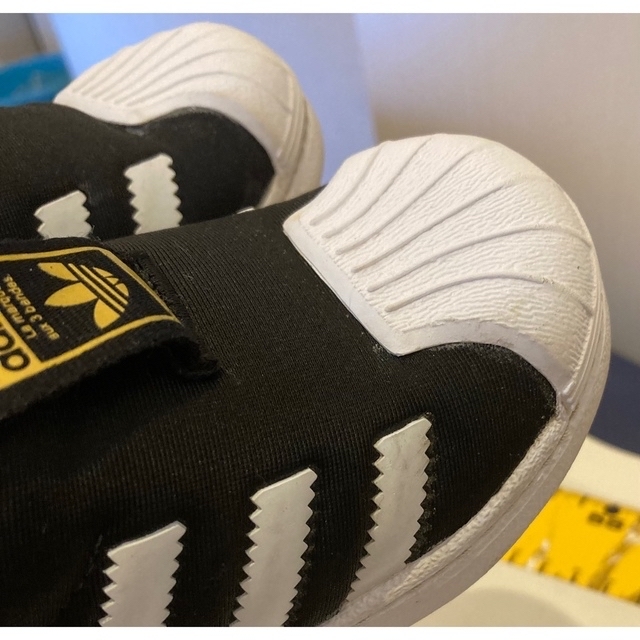 adidas(アディダス)の専用商品　adidas　スリッポン　13.0　 キッズ/ベビー/マタニティのベビー靴/シューズ(~14cm)(スリッポン)の商品写真