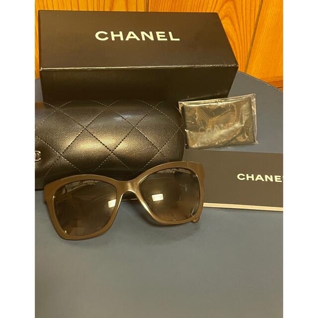 CHANEL ボーイシャネル　サングラス