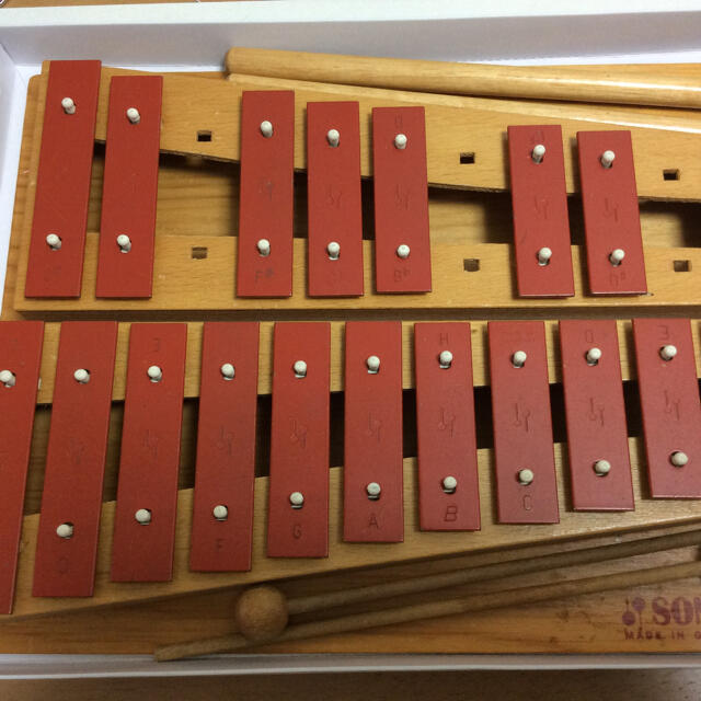 楽器のおもちゃ　ソナー　鉄琴