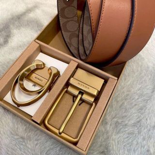 コーチ(COACH)の【新品未使用】コーチCOACH シグネチャーフリーサイズ　リバーシブルベルト(ベルト)