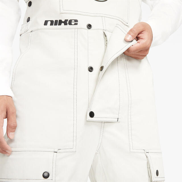 NIKE(ナイキ)のナイキ/オーバーオール　ナイキスポーツウェア メンズのパンツ(サロペット/オーバーオール)の商品写真