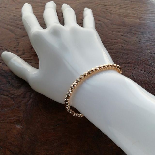 4mm】K18グリッタービーズ ブレスレット/18金の通販 by たそまる 4mm】K18グリッタービーズ ブレスレット/18金の通販 by たそまる