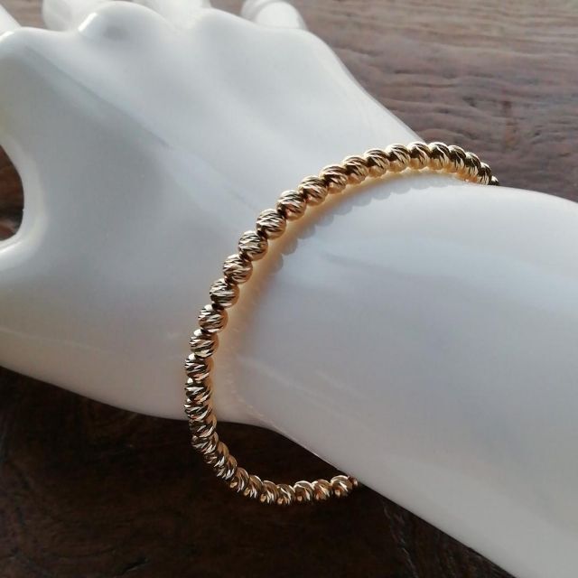 4mm】K18グリッタービーズ ブレスレット/18金の通販 by たそまる 4mm】K18グリッタービーズ ブレスレット/18金の通販 by たそまる