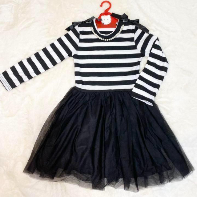 ボーダー　ワンピース　長袖　ブラック　黒　110 キッズ キッズ/ベビー/マタニティのキッズ服女の子用(90cm~)(ワンピース)の商品写真