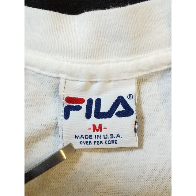 FILA(フィラ)の【 ヴィンテージ 】90s FILA ビッグロゴ Tシャツ USA製 メンズのトップス(Tシャツ/カットソー(半袖/袖なし))の商品写真