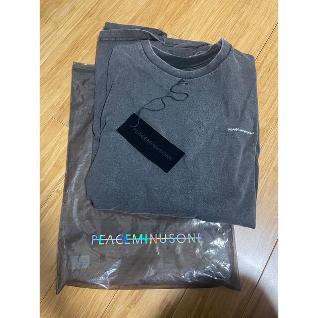 PEACEMINUSONE(ピースマイナスワン)のPMO VINTAGE T-SHIRT #1 CHARCOAL GREY メンズのトップス(Tシャツ/カットソー(半袖/袖なし))の商品写真