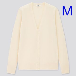 ユニクロ(UNIQLO)のユニクロ エクストラファインメリノＶネックカーディガン M／オフホワイト 新品！(カーディガン)