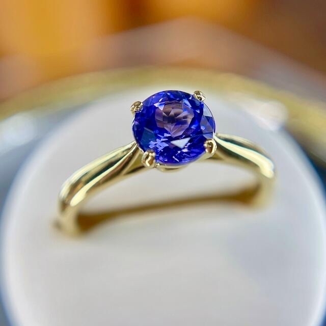 ラウンドカットタンザナイトリング K18 1.00ct 9
