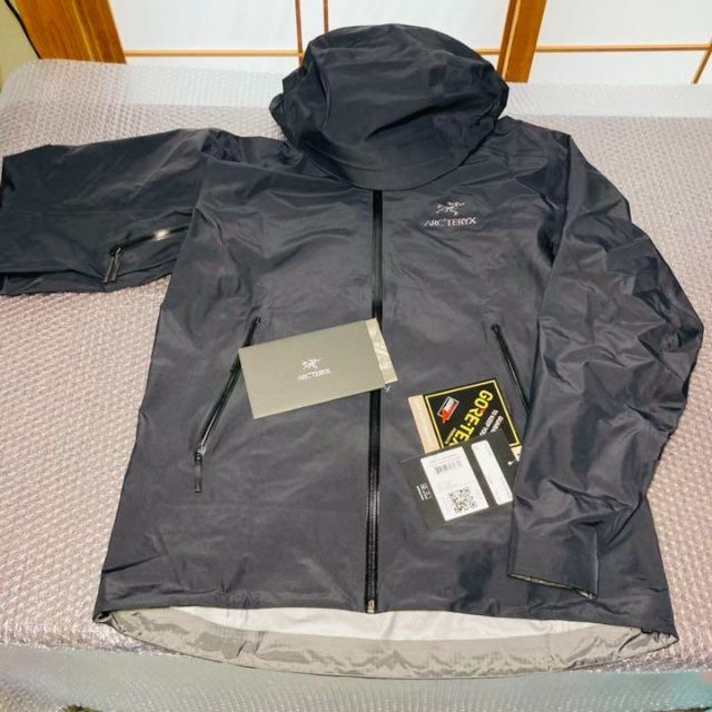 ARC'TERYX(アークテリクス)の専用 BIRDAID付 アークテリクス Bata ベータ LT ジャケット L メンズのジャケット/アウター(マウンテンパーカー)の商品写真