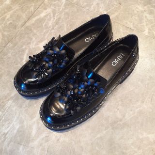 プラダ(PRADA)の新品 未使用 LIU・JO リュウ・ジョー スタッズ 花 38(ローファー/革靴)