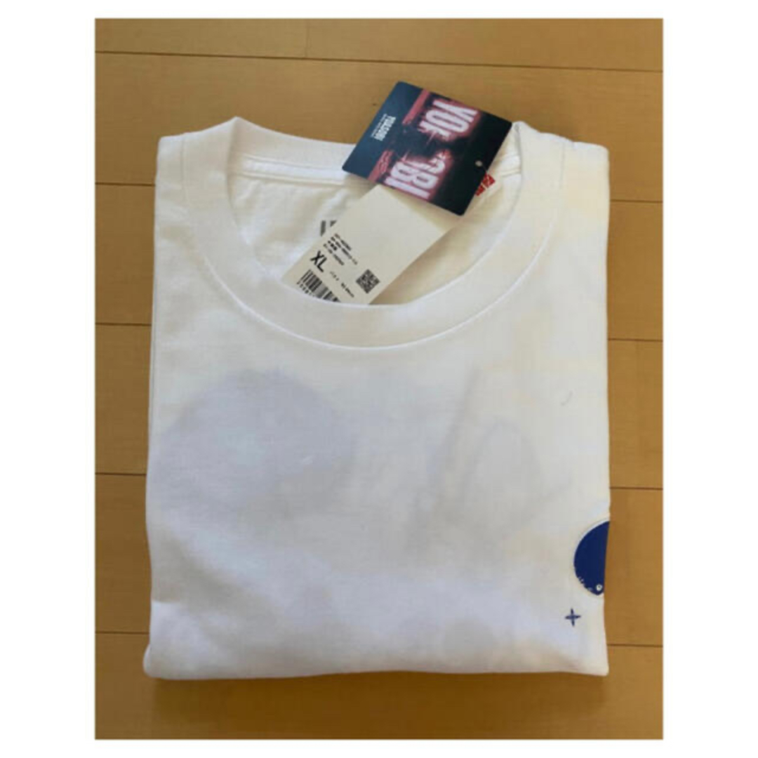 UNIQLO(ユニクロ)のユニクロ  YOASOBI  Tシャツ  ヨアソビ　群青　XL レディースのトップス(Tシャツ(半袖/袖なし))の商品写真