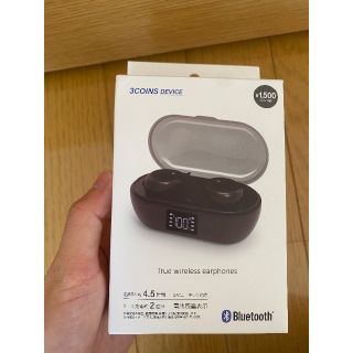 スリーコインズ(3COINS)のイヤホン　Bluetooth5.0 ワイヤレス(ヘッドフォン/イヤフォン)