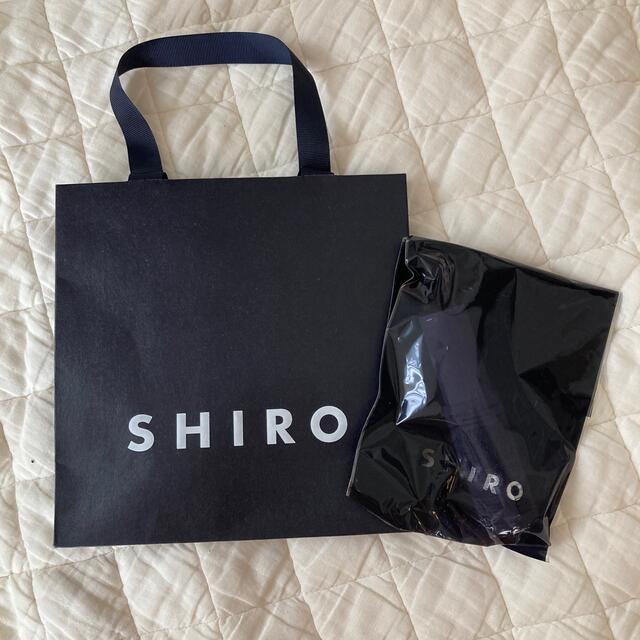 shiro(シロ)の新品未使用　shiro ホワイトリリー　ハンド美容液 コスメ/美容のスキンケア/基礎化粧品(美容液)の商品写真