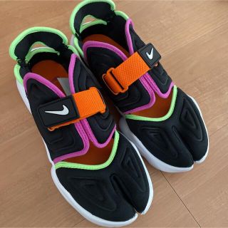 ナイキ(NIKE)のNIKE アクアリフト　タビ(スニーカー)