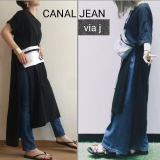 キャナルジーン(CANAL JEAN)の美品◉CANAL JEAN／via jヴィアジェイ／Tシャツスリットロングワンピ(ロングワンピース/マキシワンピース)