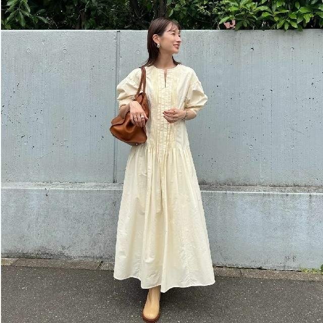 PIN TUCK VOLUME ONE PIECE 72h限定 5950円引き wonegroup.com.br