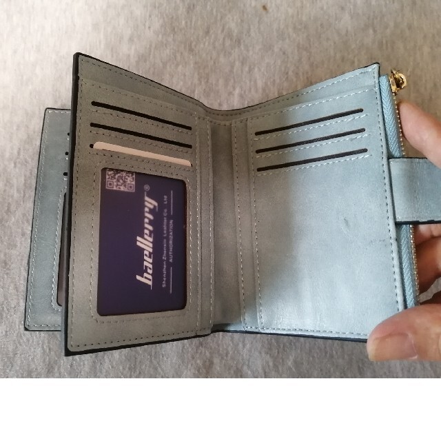財布　カード入れ レディースのファッション小物(財布)の商品写真