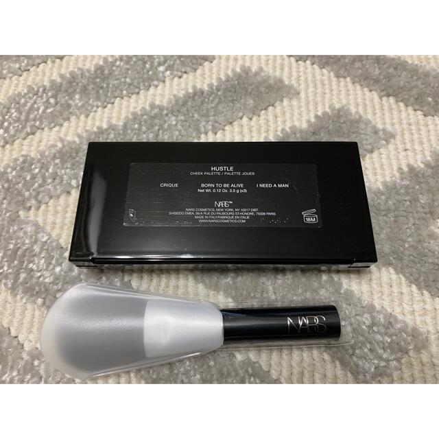 NARS(ナーズ)のNARS HUSTLE チークパレット&チークブラシセット  コスメ/美容のベースメイク/化粧品(チーク)の商品写真