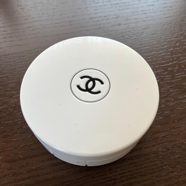 CHANEL(シャネル)のクリームファンデーションケース コスメ/美容のベースメイク/化粧品(ファンデーション)の商品写真