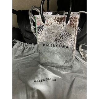 バレンシアガ(Balenciaga)の★レア★バレンシアガ ショッピング フォンホルダーバック メタリック クラッシュ(ショルダーバッグ)