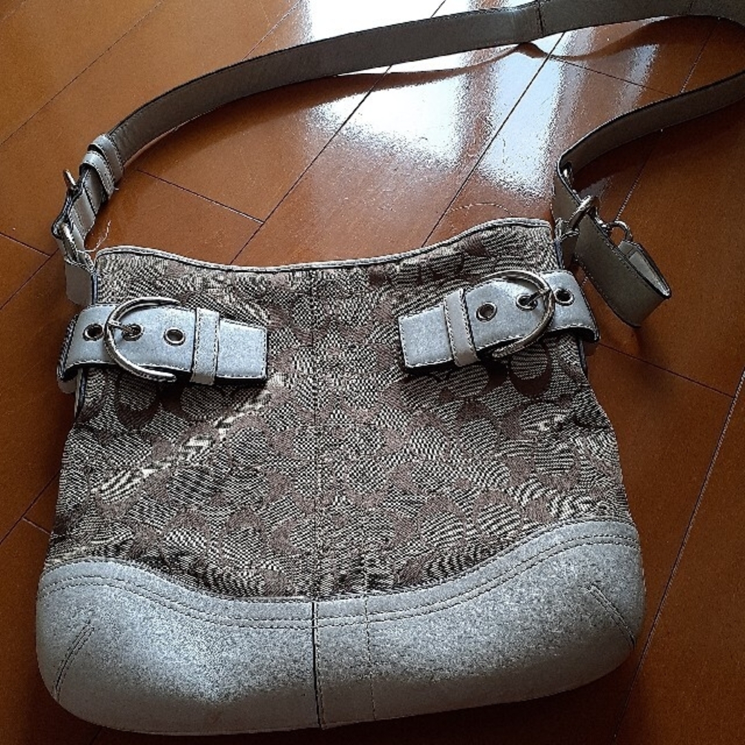 COACH コーチ 2wayショルダーバッグ シグネチャー ホワイト×ブラウン | フリマアプリ ラクマ
