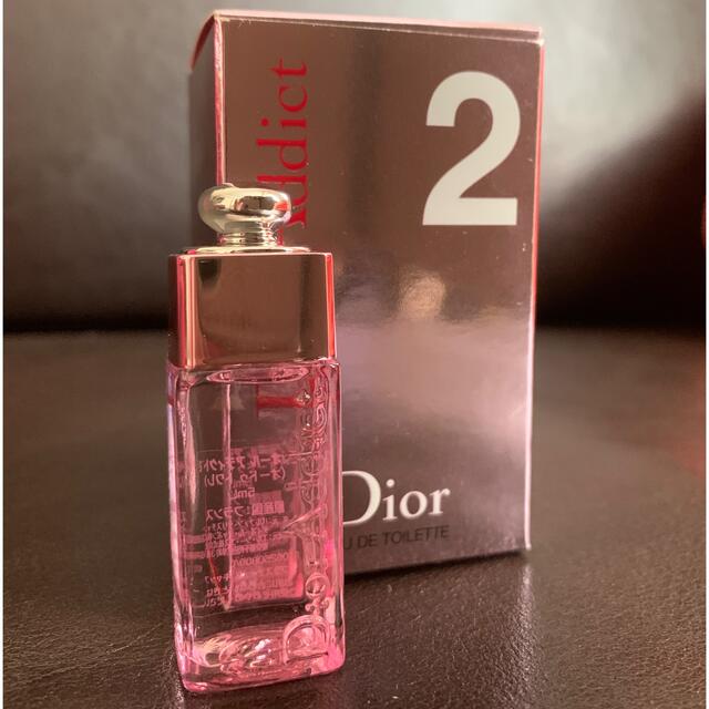 Dior(ディオール)のディオール　アディクト2  香水　Dior コスメ/美容の香水(香水(女性用))の商品写真