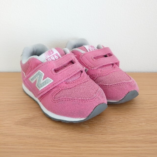 New Balance(ニューバランス)のニューバランス スニーカー 996 ピンク 13cm キッズ/ベビー/マタニティのベビー靴/シューズ(~14cm)(スニーカー)の商品写真