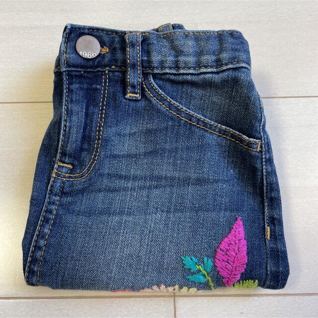 GAP Kids(ギャップキッズ)のギャップキッズ　gap kids120 デニムスカート刺繍 キッズ/ベビー/マタニティのキッズ服女の子用(90cm~)(スカート)の商品写真