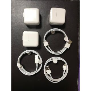 アップル(Apple)のApple社純正品Lightningケーブル新品未使用3個セット 10Wアダプタ(バッテリー/充電器)