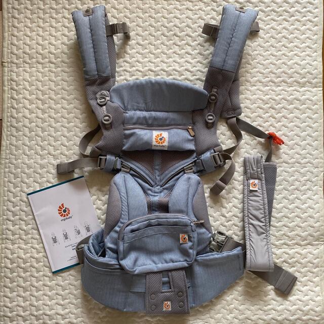 Ergobaby(エルゴベビー)のエルゴベビー　エルゴ　オムニ360 クールエア キッズ/ベビー/マタニティの外出/移動用品(抱っこひも/おんぶひも)の商品写真