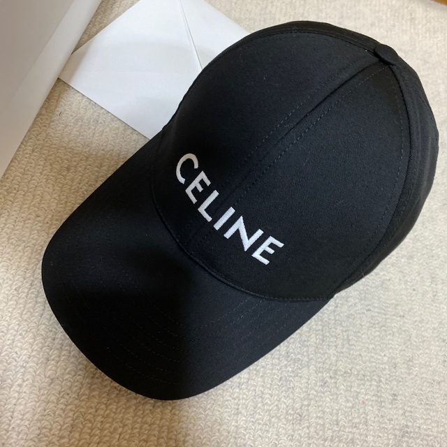 celine(セリーヌ)の美品！値下げ　CELINE ベースボールキャップ / コットンドリル ブラック レディースの帽子(キャップ)の商品写真